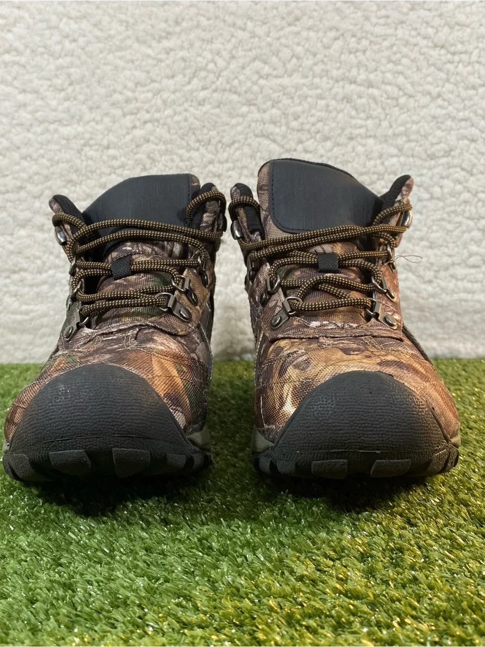 Ozark Trail Camouflage Hiking Boots Boys Size 6 Lace Up Green Brown